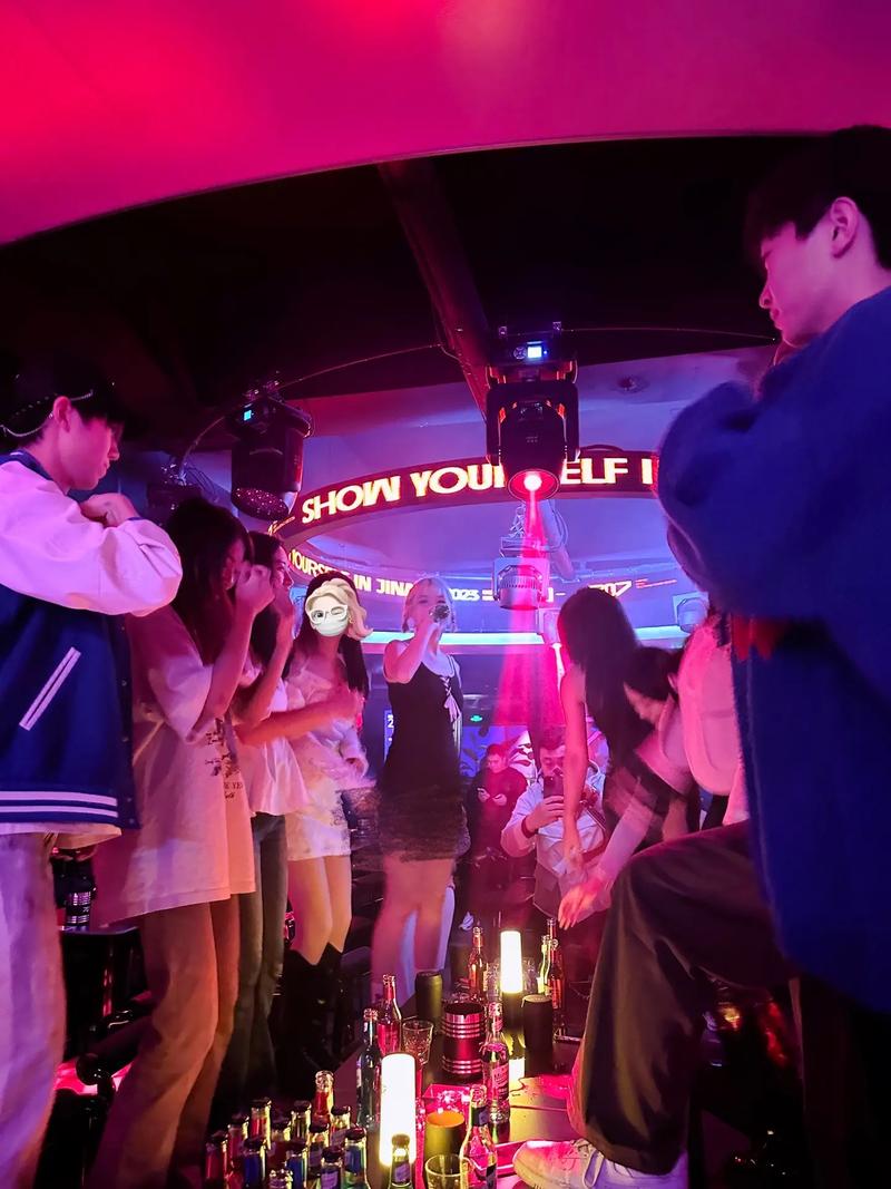 商务ktv：鞍山划算吗？-铁西区ktv预订